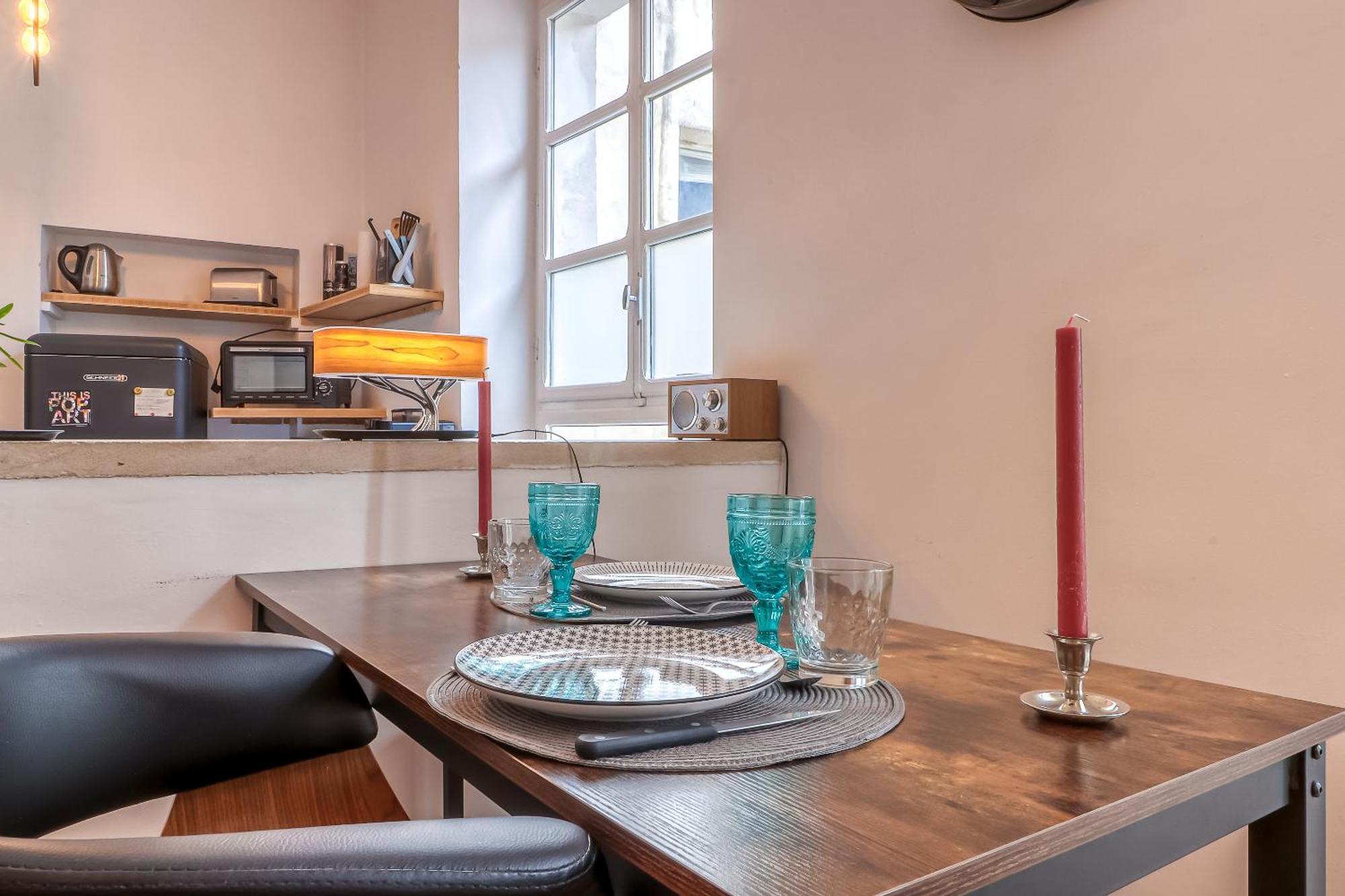 Le Vintage, Appart,Hotel Particulier, Centre Nimes Maisoncarreeconciergerie Екстериор снимка