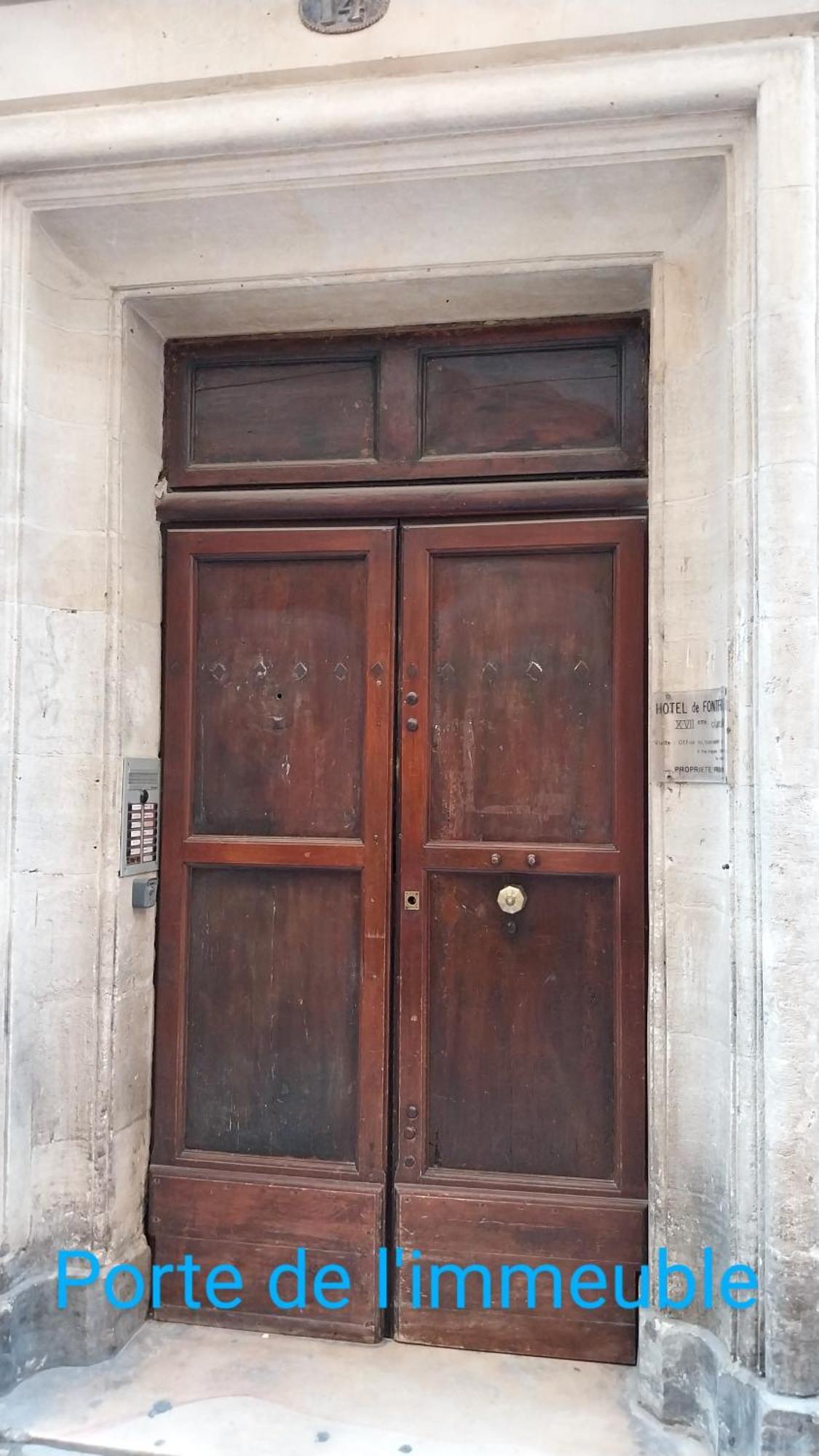Le Vintage, Appart,Hotel Particulier, Centre Nimes Maisoncarreeconciergerie Екстериор снимка